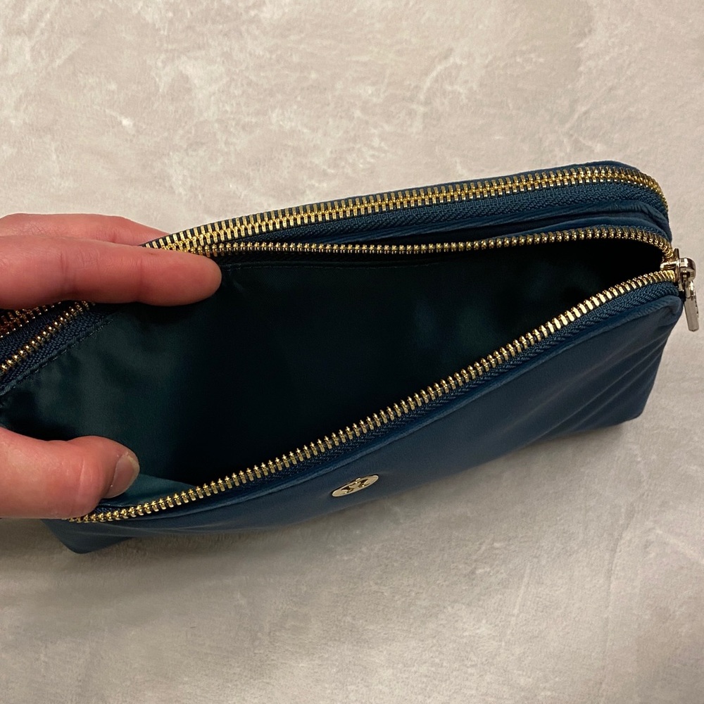Lululemon Teal Blue Velvet Wristlet Clutch - Picture 5 of 6